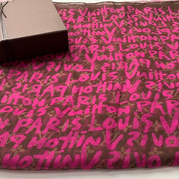 RARE Louis Vuitton Limited Edition Neon 💕Pink LV Stephen Sprouse Graffiti Scarf - Picture 10 of 16